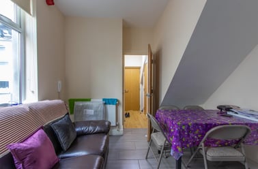 Mackintosh Place, Cathays, Cardiff - Image 3